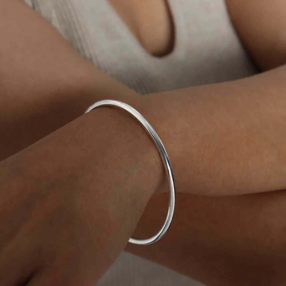Fashionable Stainless Steel Bracelet For Women Round Minimalist Elegant Gold Color Bangle Luxury Accessories Popular Jewelry
